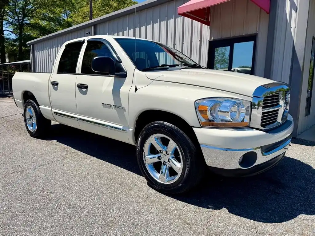 2006 Dodge Ram 1500 ST Quad Cab SWB's photo