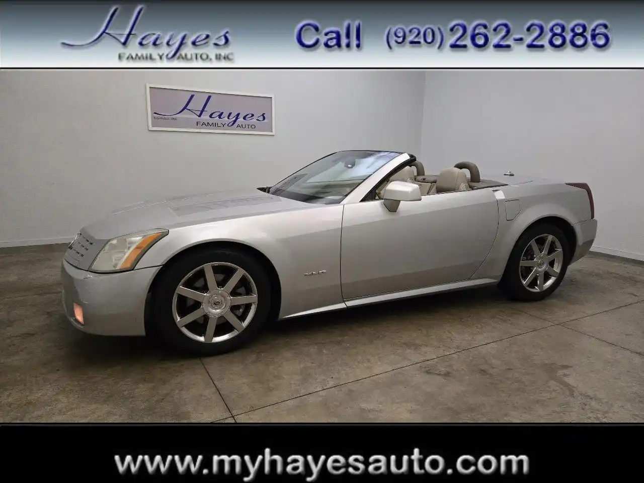 2004 Cadillac XLR V8 Roadster's photo