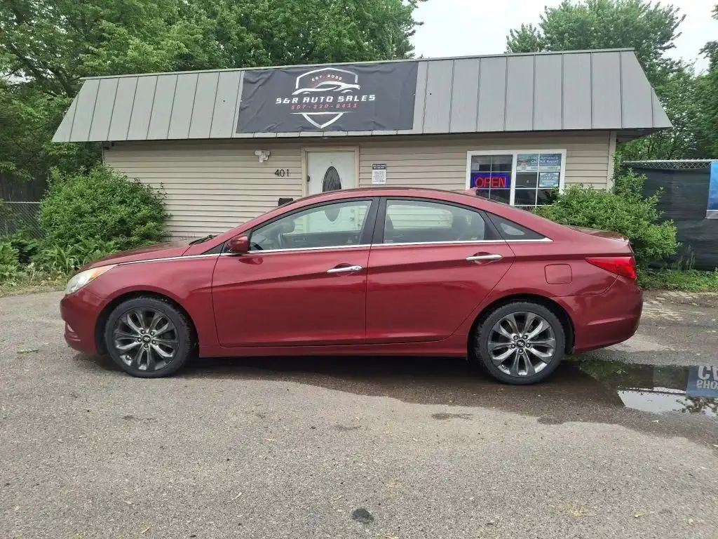 2011 Hyundai Sonata I4 SE A T's photo