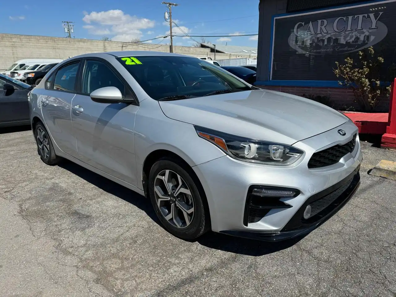 2021 Kia Forte LXS AT's photo