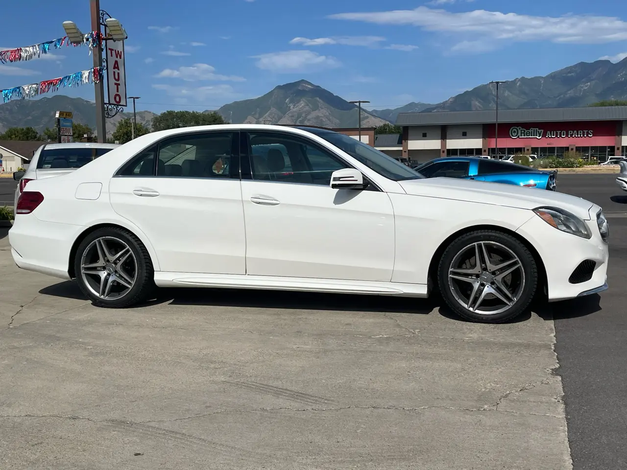 2014 Mercedes-Benz E-Class E350 Luxury 4MATIC photo 5