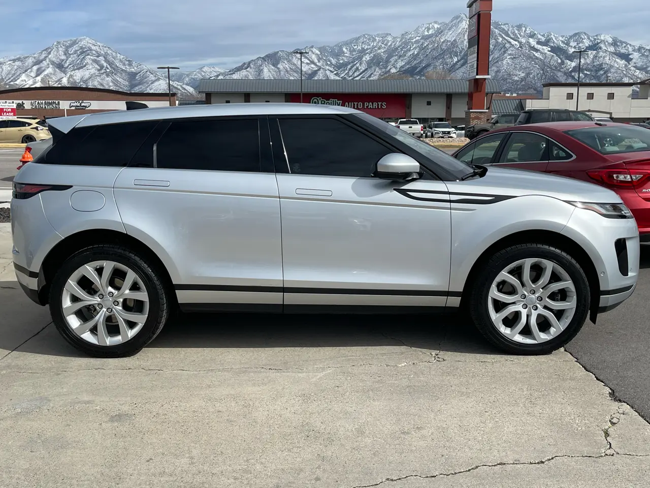 2020 Land Rover Range Rover Evoque SE photo 4