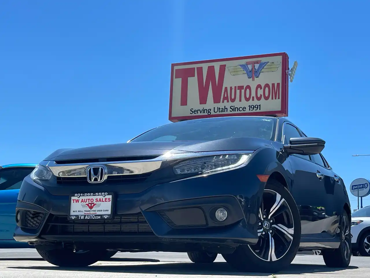 2018 Honda Civic Touring CVT's photo
