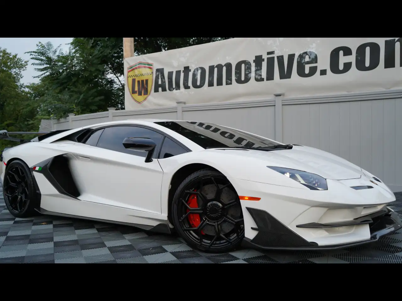 2014 Lamborghini Aventador LP 700-4's photo