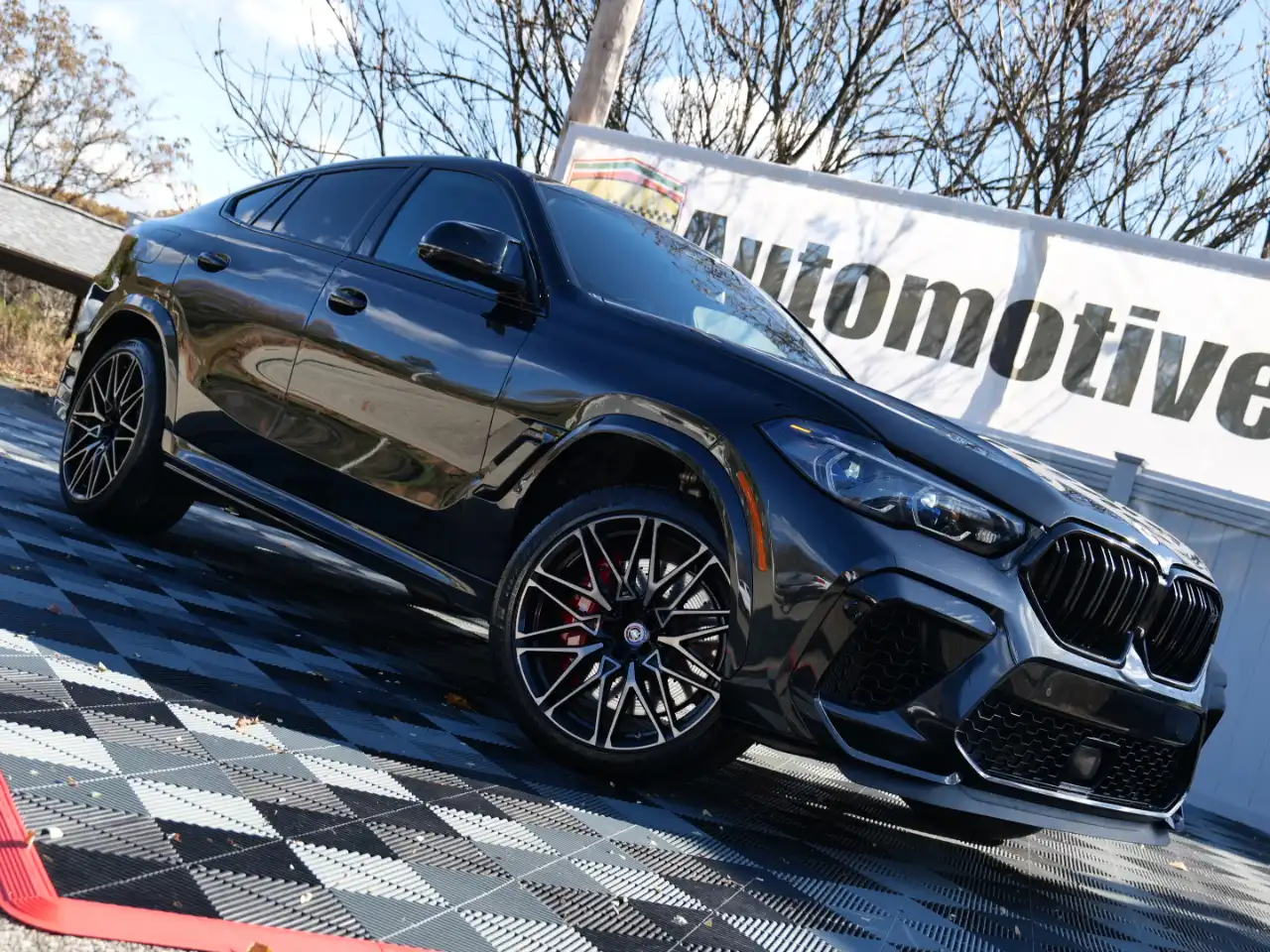 2023 BMW X6 M Base's photo