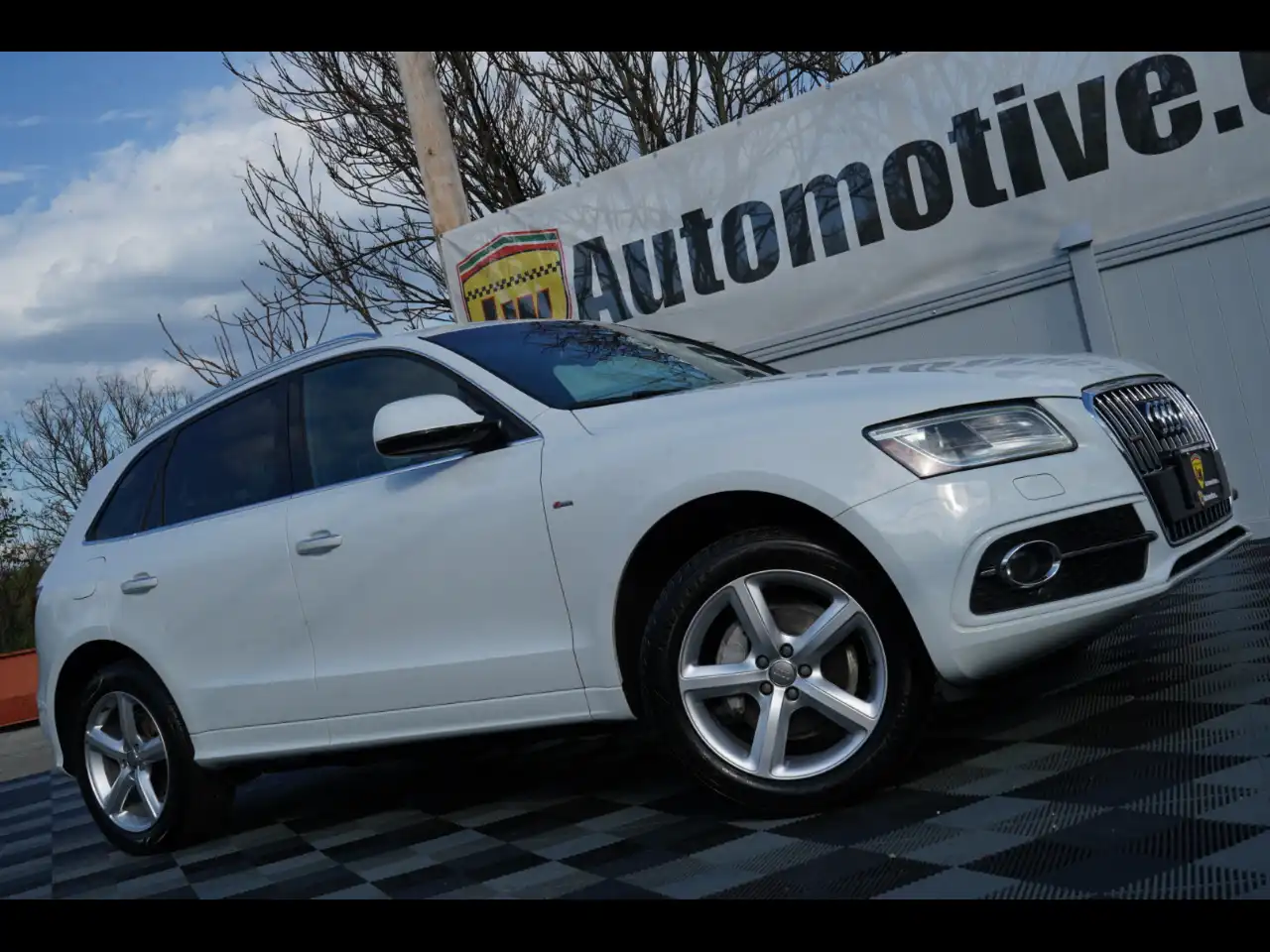2017 Audi Q5 2.0T quattro tiptronic Premium Plus's photo