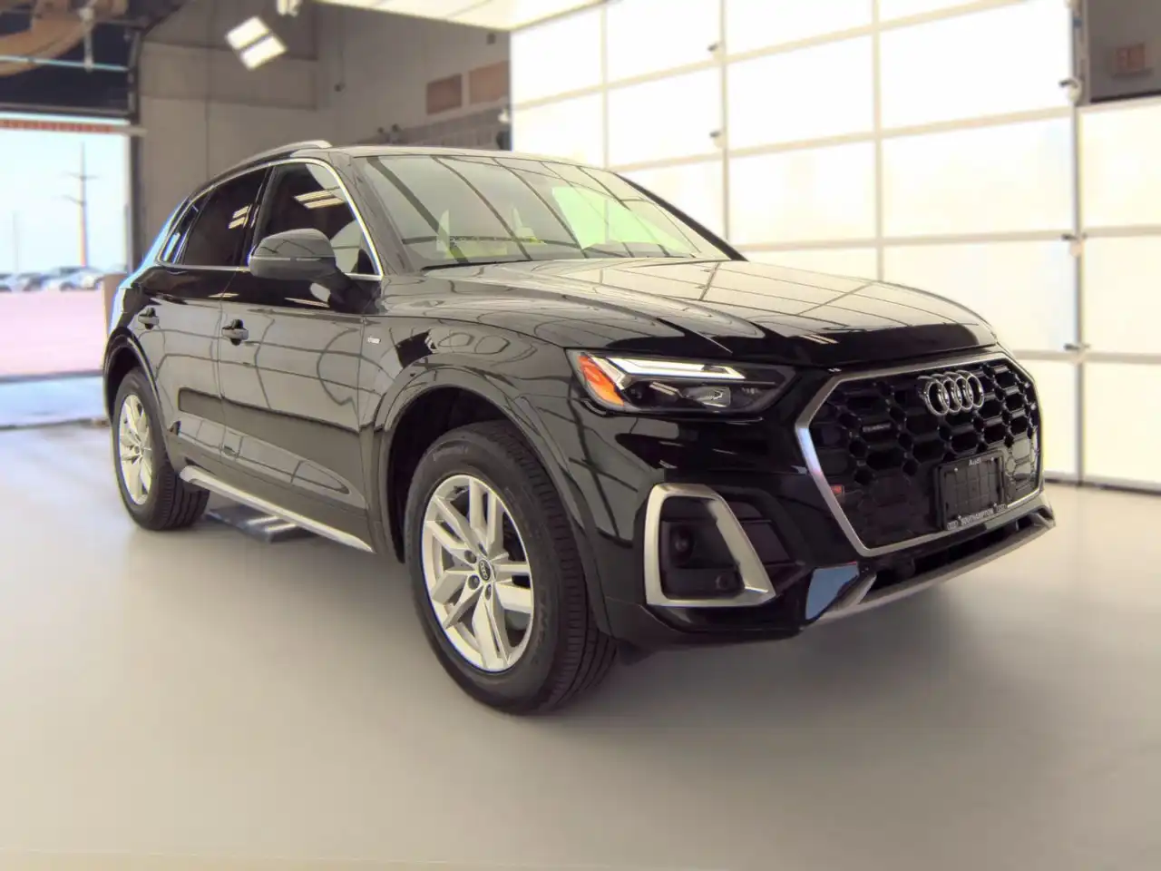 2023 Audi Q5 45 Premium's photo