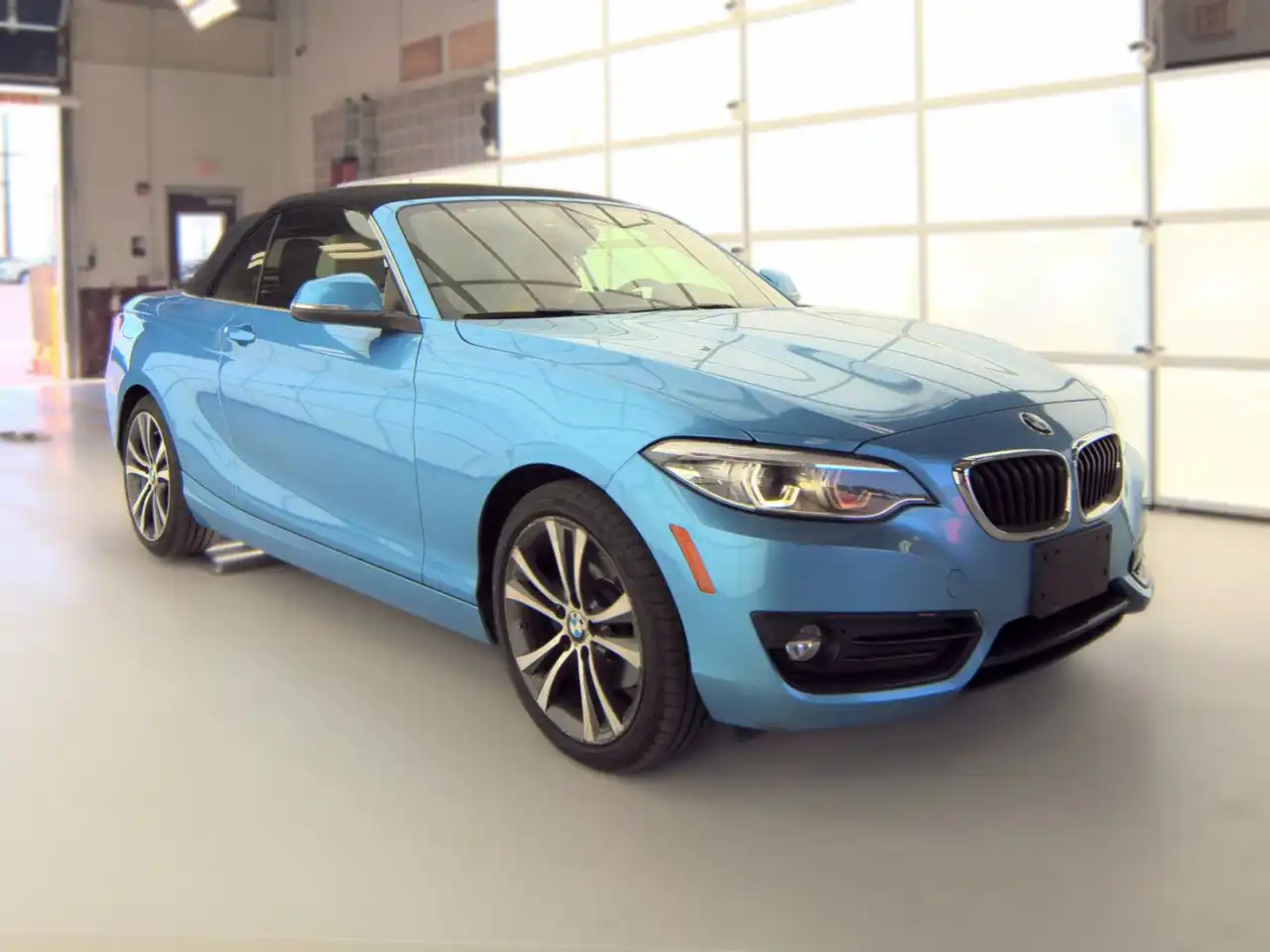2018 BMW 2 Series 230i xDrive Convertible's photo