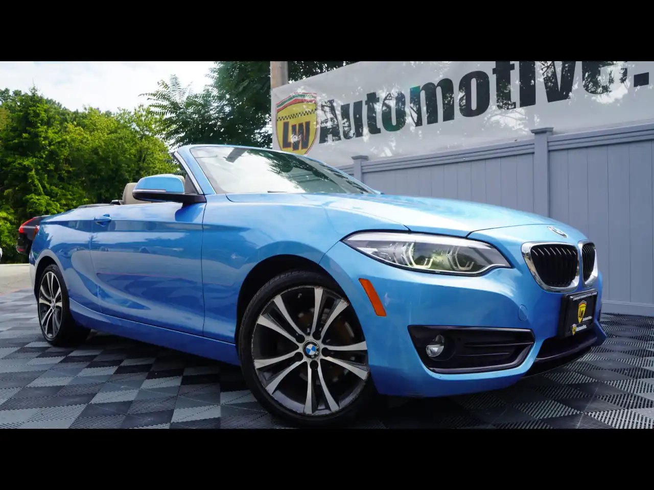 2018 BMW 2 Series 230i xDrive Convertible's photo