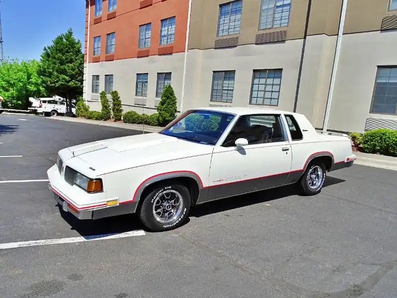 1987 Oldsmobile Cutlass's photo