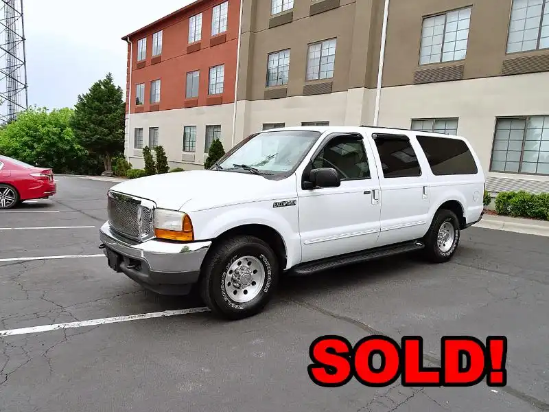 2000 Ford Excursion XLT's photo