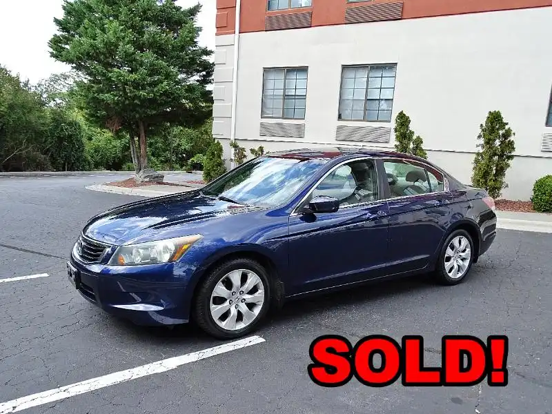 2010 Honda Accord EX-L Auto's photo