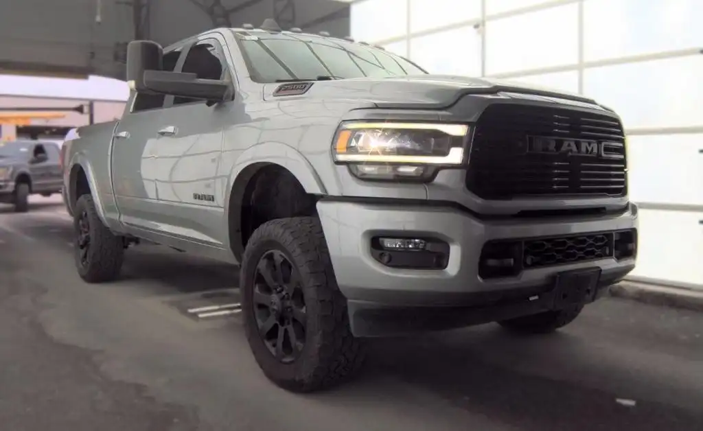 2020 RAM 2500 Laramie 4X4 Crew Cab SWB's photo