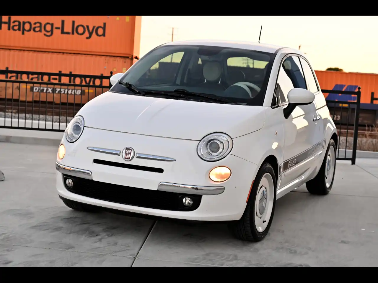 2015 FIAT 500 Lounge 1957 Edition's photo