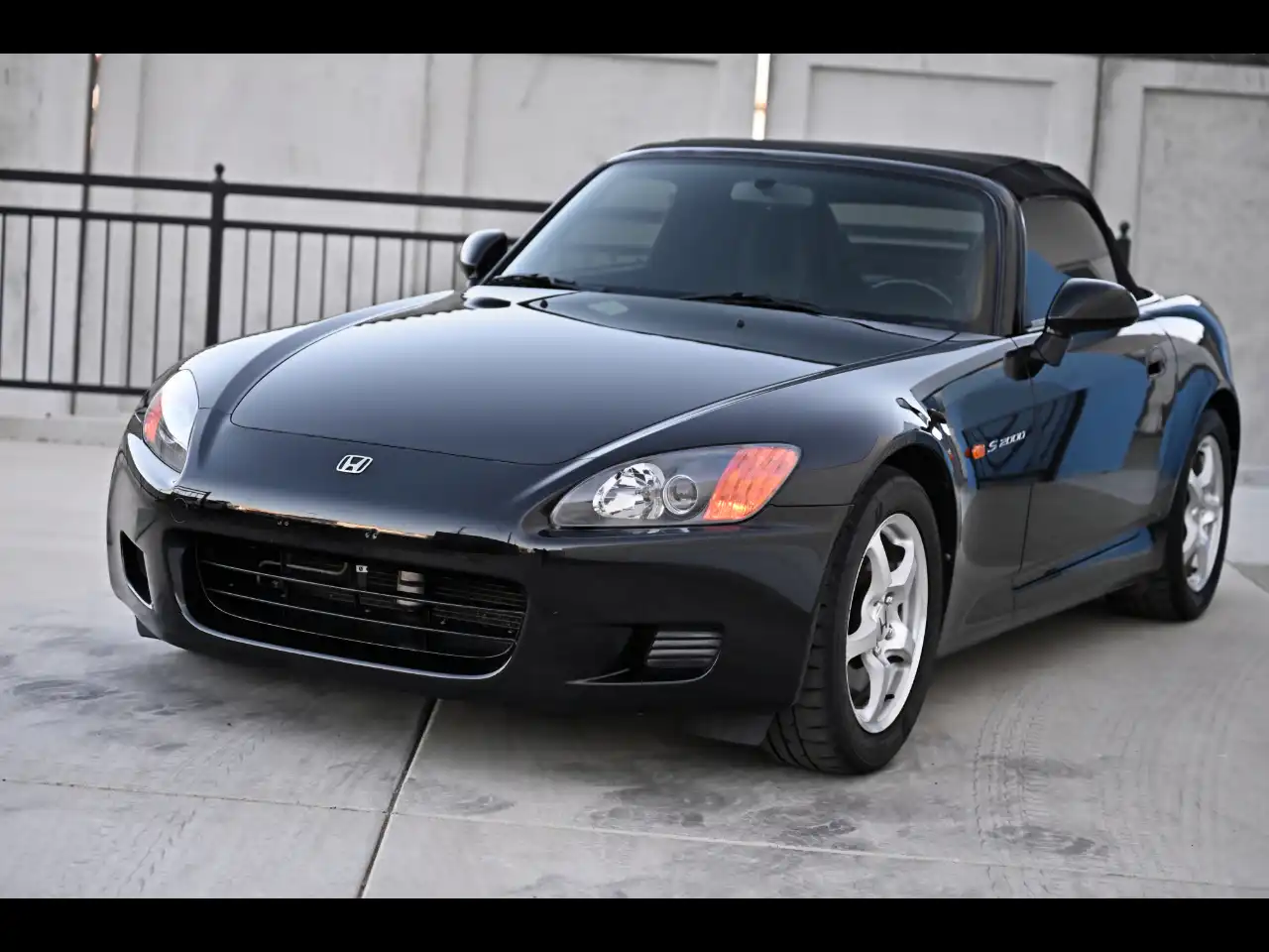 2001 Honda S2000 Base's photo