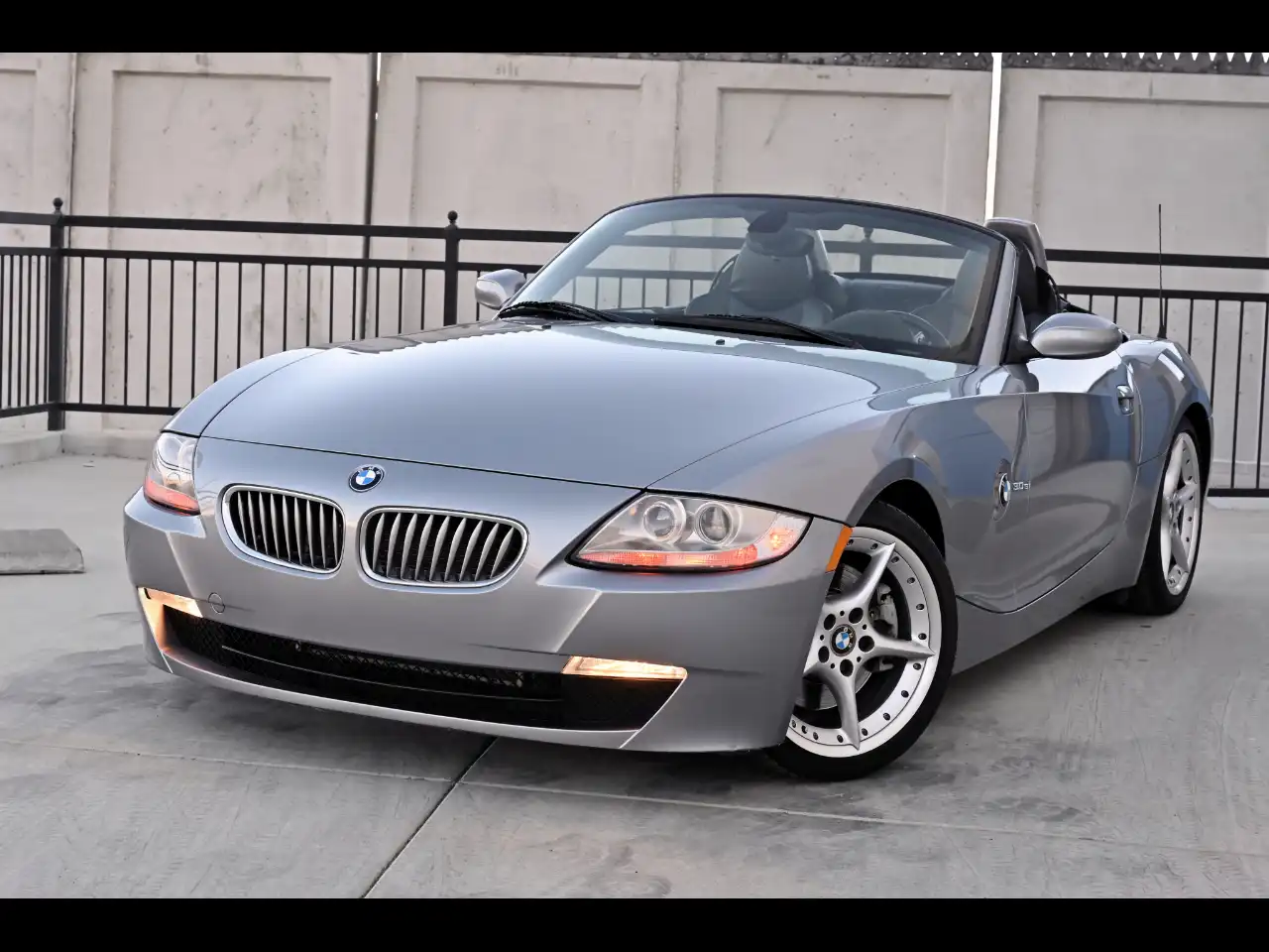 2006 BMW Z4 Roadster 3.0si's photo