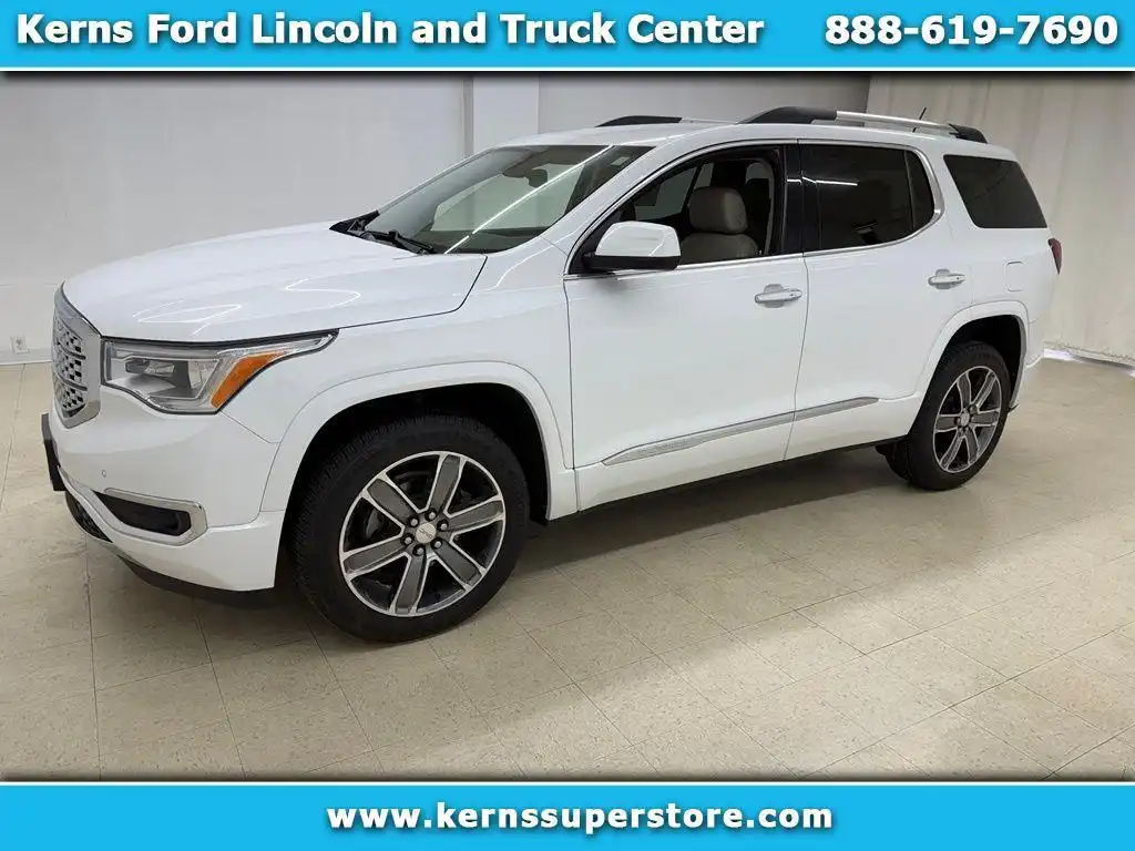 2019 GMC Acadia Denali FWD's photo