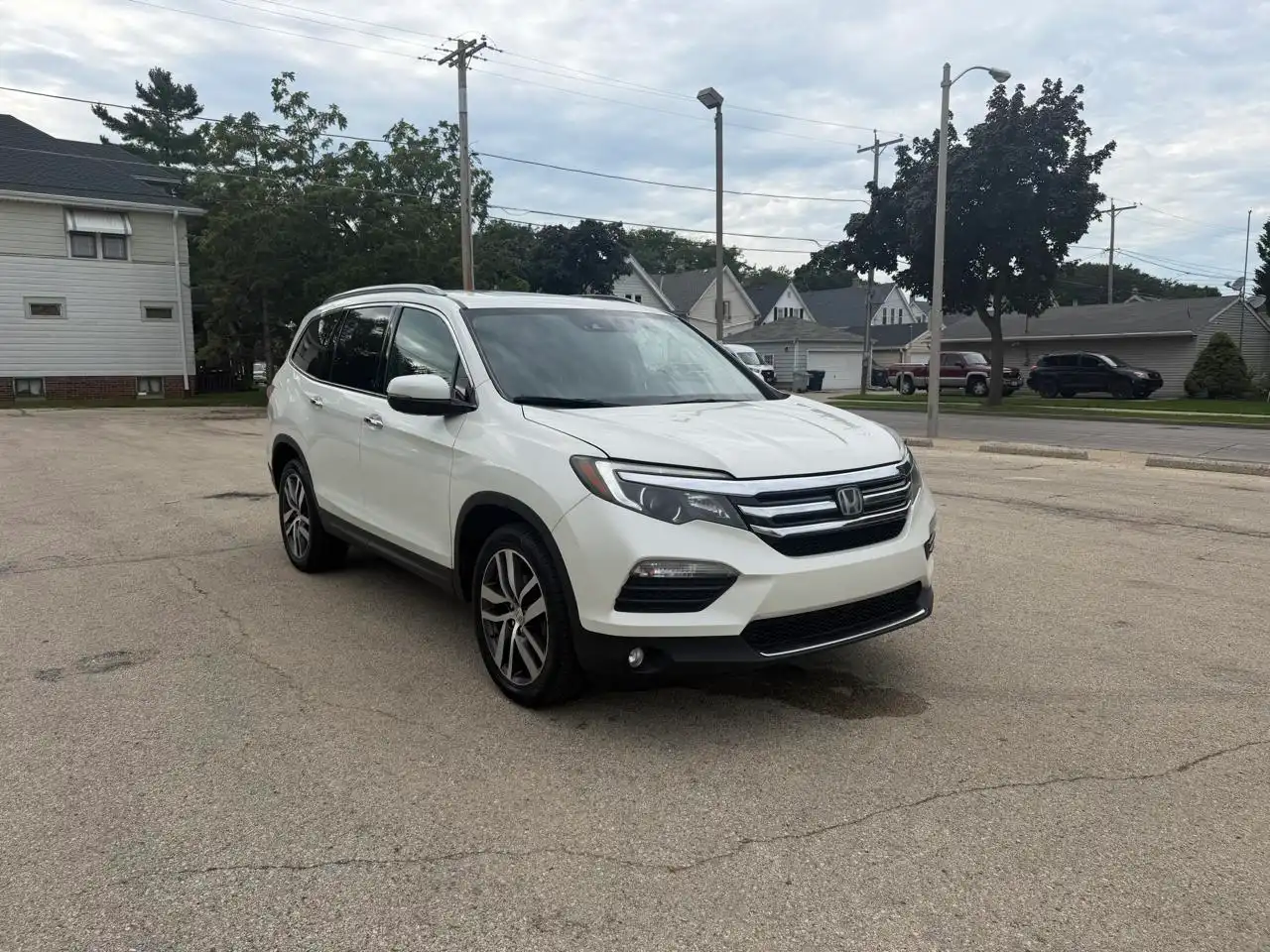 2017 Honda Pilot Elite 4WD's photo