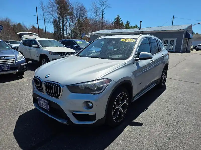 2018 BMW X1 xDrive28i's photo