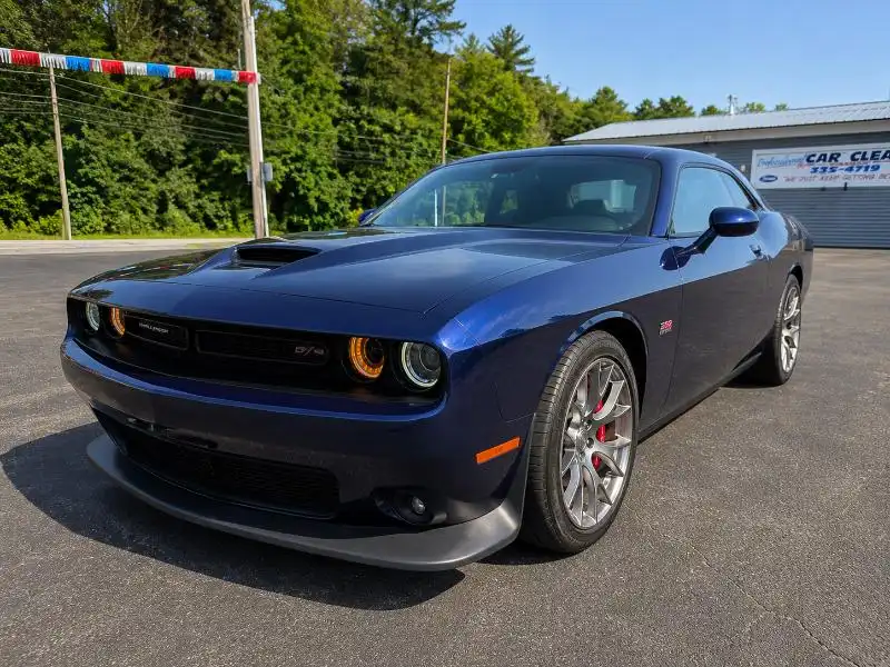 2015 Dodge Challenger SRT 392's photo