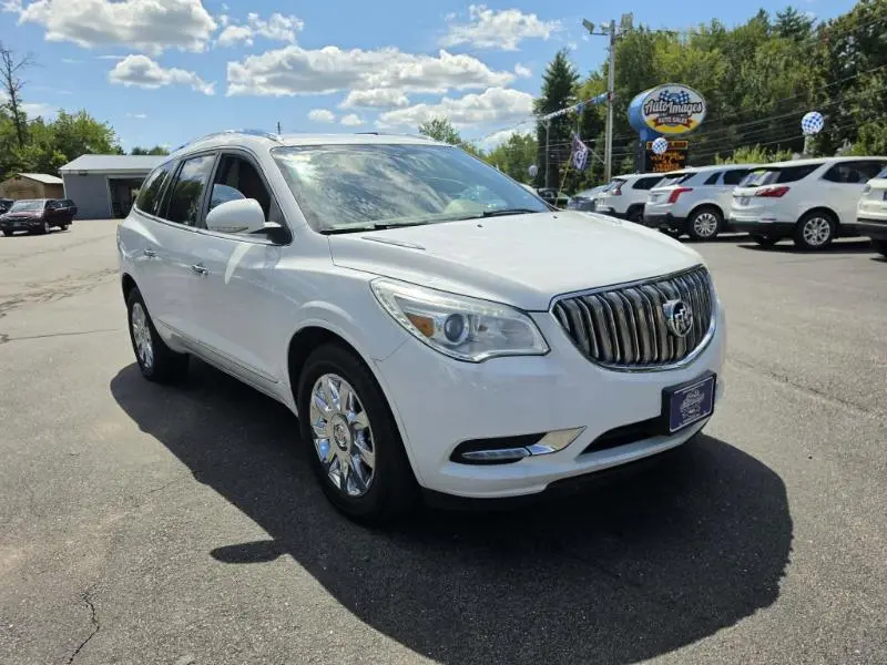 2017 Buick Enclave Leather AWD photo 3
