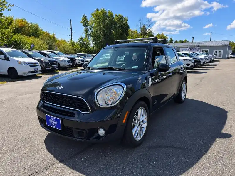 2014 MINI Countryman Countryman S ALL4's photo