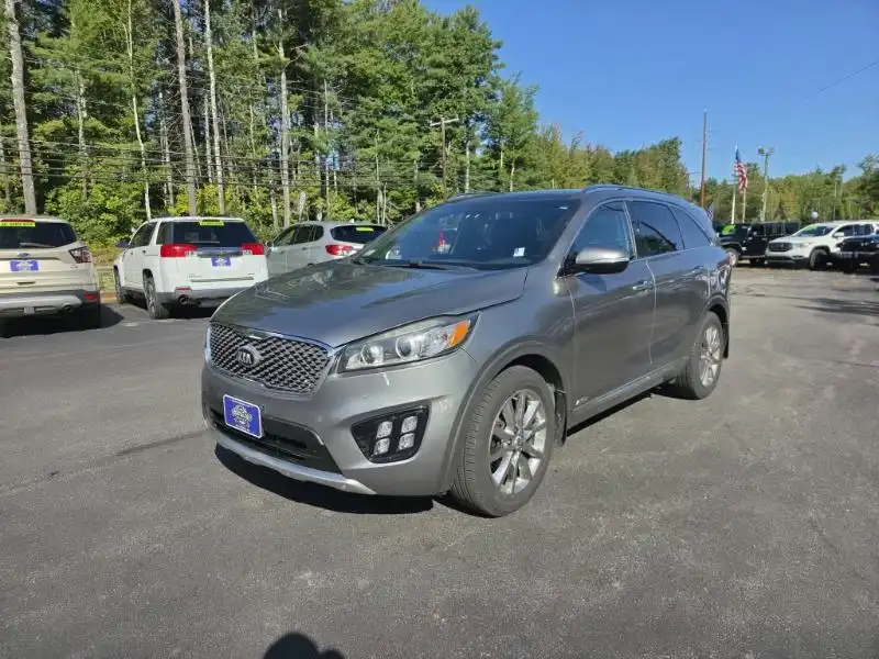 2016 Kia Sorento V6 Limited 4WD Auto's photo