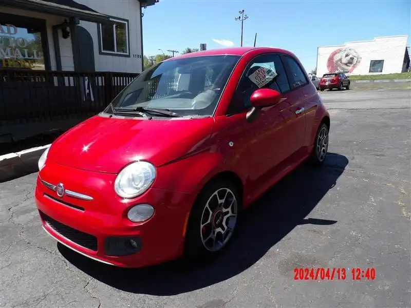 2013 FIAT 500 Sport's photo