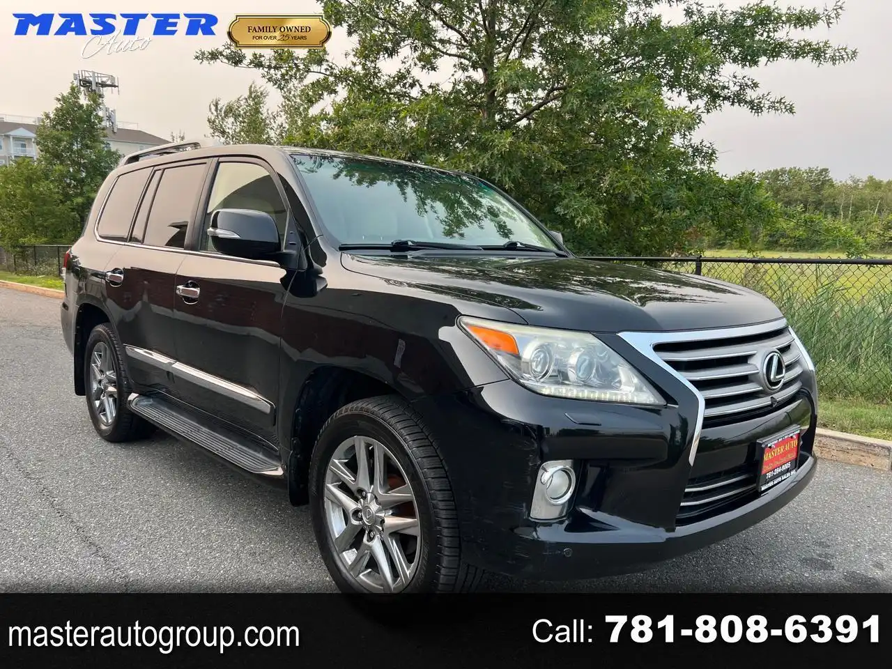 2013 Lexus LX 600 570's photo