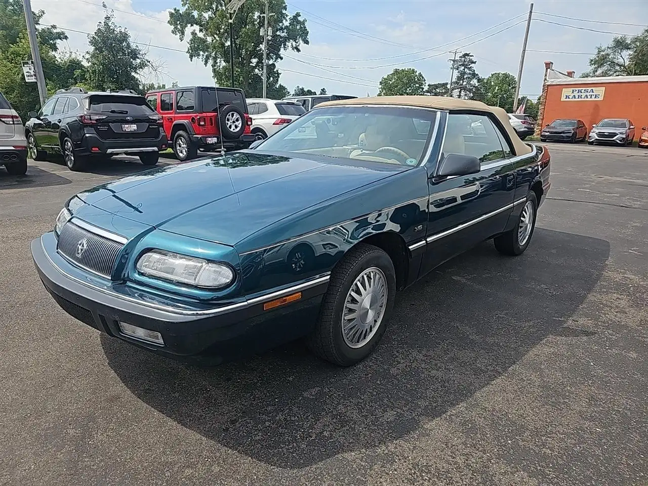 1993 Chrysler LeBaron LX Convertible 2dr's photo