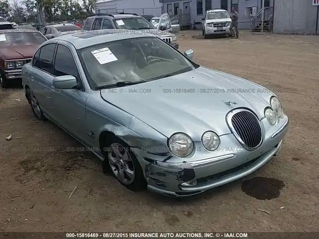 2001 Jaguar S-Type 3.0 V6's photo