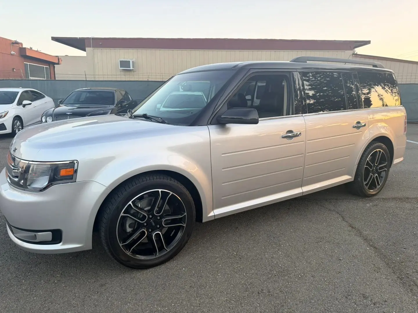 Vehicle Image 2