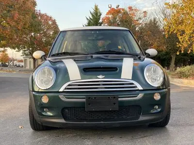 2005 MINI Cooper S photo 5