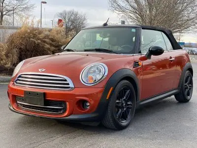 2013 MINI Cooper Base photo 3