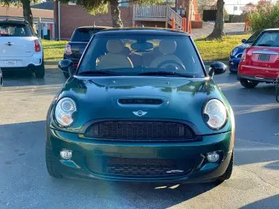2010 MINI Cooper John Cooper Works Hardtop photo 4