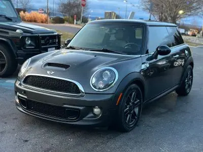2012 MINI Cooper S photo 4