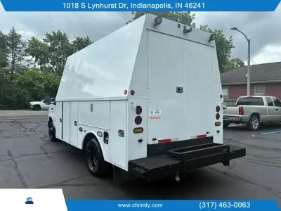 2013 Ford E-Series E350 SUPER DUTY CUTAWAY Van CAB-CHASSIS 2D photo 5