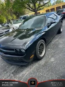 2014 Dodge Challenger SXT photo 5