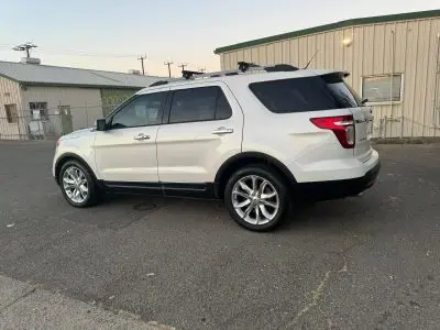 2014 Ford Explorer Limited photo 3
