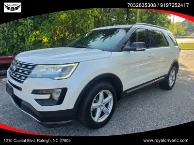 2016 Ford Explorer XLT 4WD photo 3