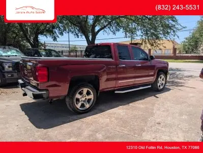2015 Chevrolet Silverado 1500 LT Double Cab Std Box photo 3
