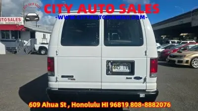 2013 Ford E-Series E-150 Van photo 4