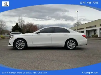 2017 Mercedes-Benz E-Class E300 photo 5