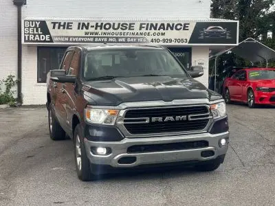 2020 RAM 1500 Big Horn/Lone Star Crew Cab 5'7 photo 2