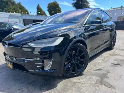 2017 Tesla Model X 75D photo 3