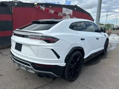 2021 Lamborghini Urus 4.0 V8 photo 4
