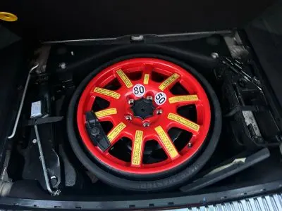 2017 Porsche Cayenne Base photo 2
