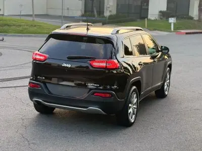 2018 Jeep Cherokee Limited 4X4 photo 4