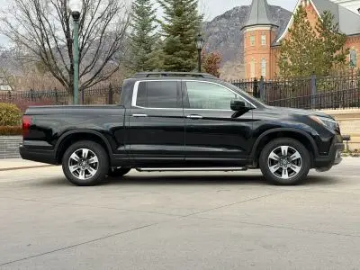 2019 Honda Ridgeline RTL-E AWD photo 4