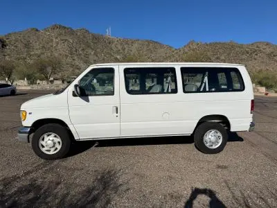 1997 Ford E-Series undefined photo 2